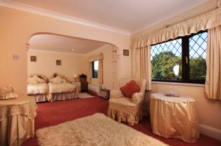 Darby Suite lounge